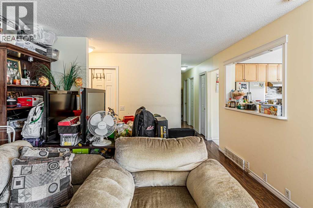 121 Margate Close NE
