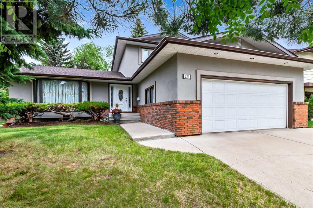 224 Pump Hill Crescent SW