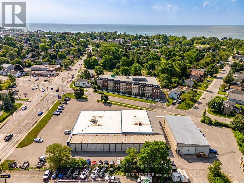 3 - 429 WILLIAM STREET