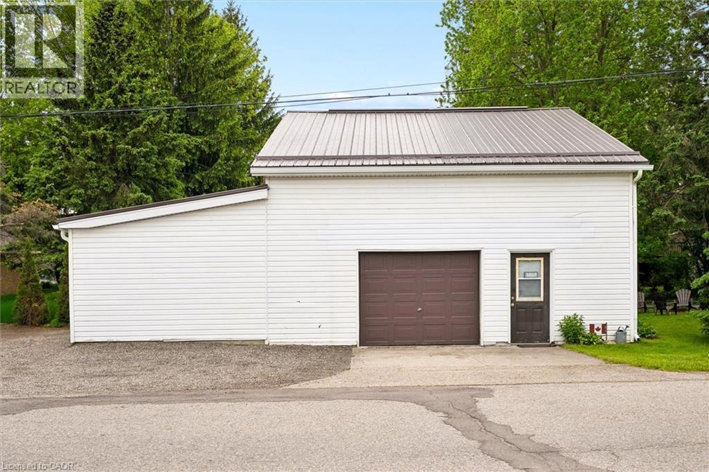 3659 NAFZIGER Road