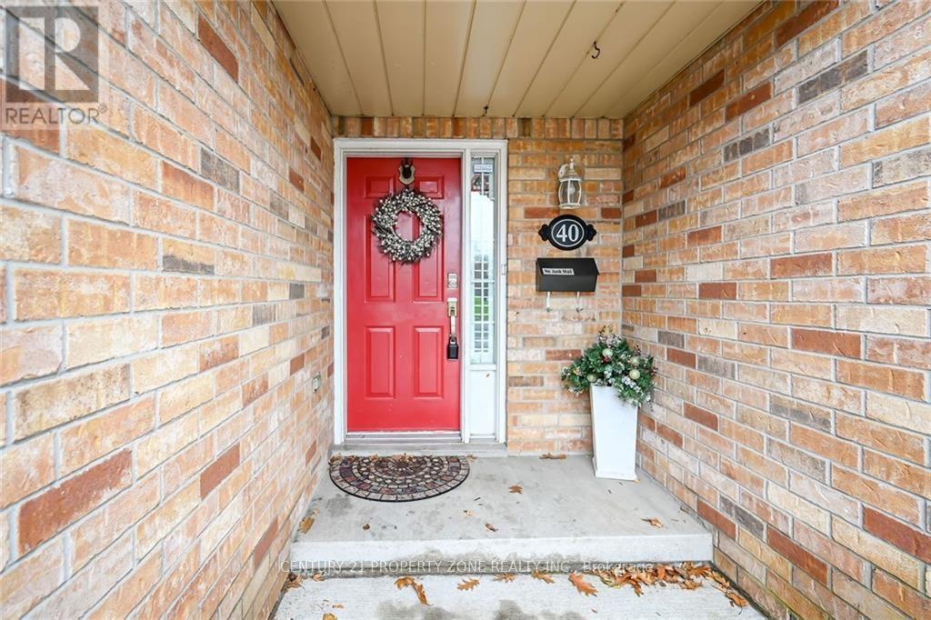 40 FRANCES AVENUE