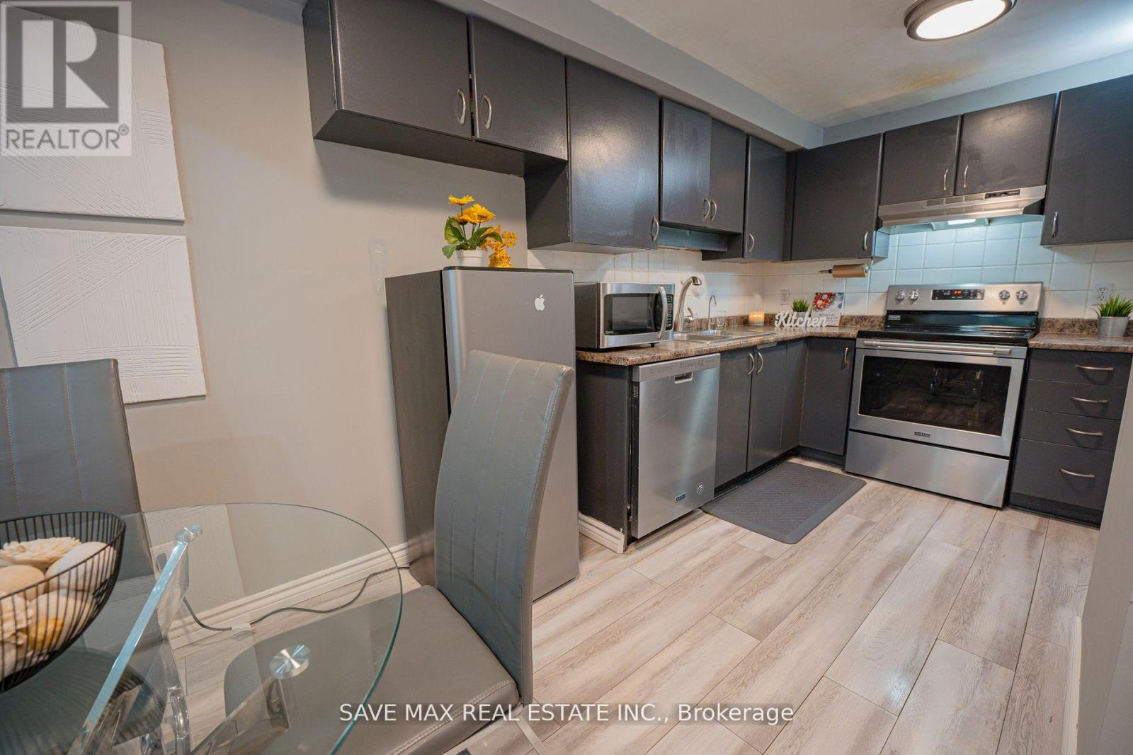 92 HIGHLAND CRESCENT