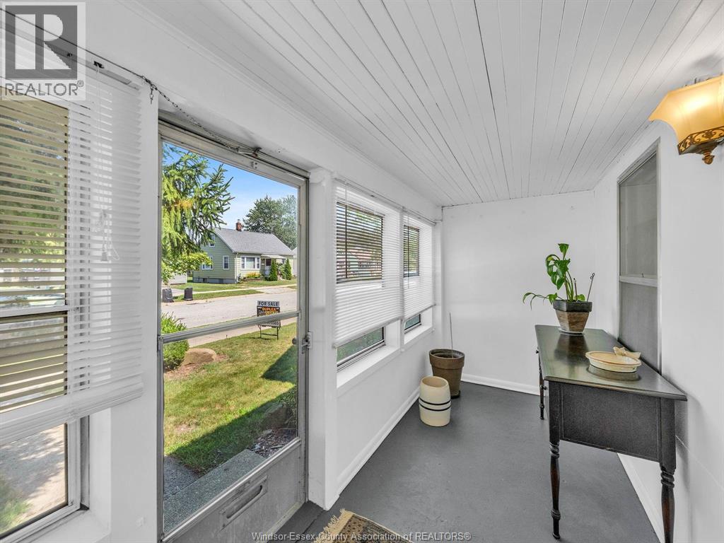 77-79 Pearl STREET West