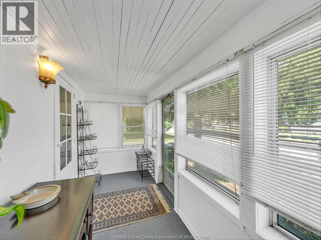 77-79 Pearl STREET West