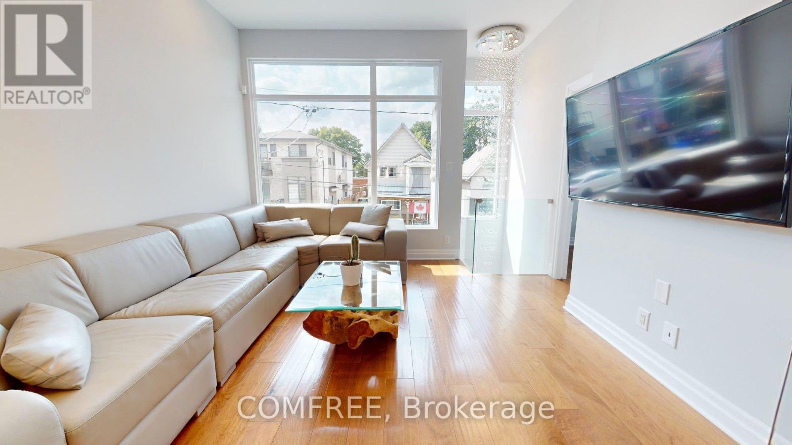 111 SHERBROOKE AVENUE