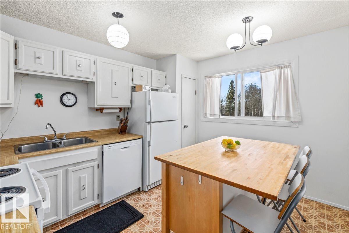 31 GRANDIN WOODS ES