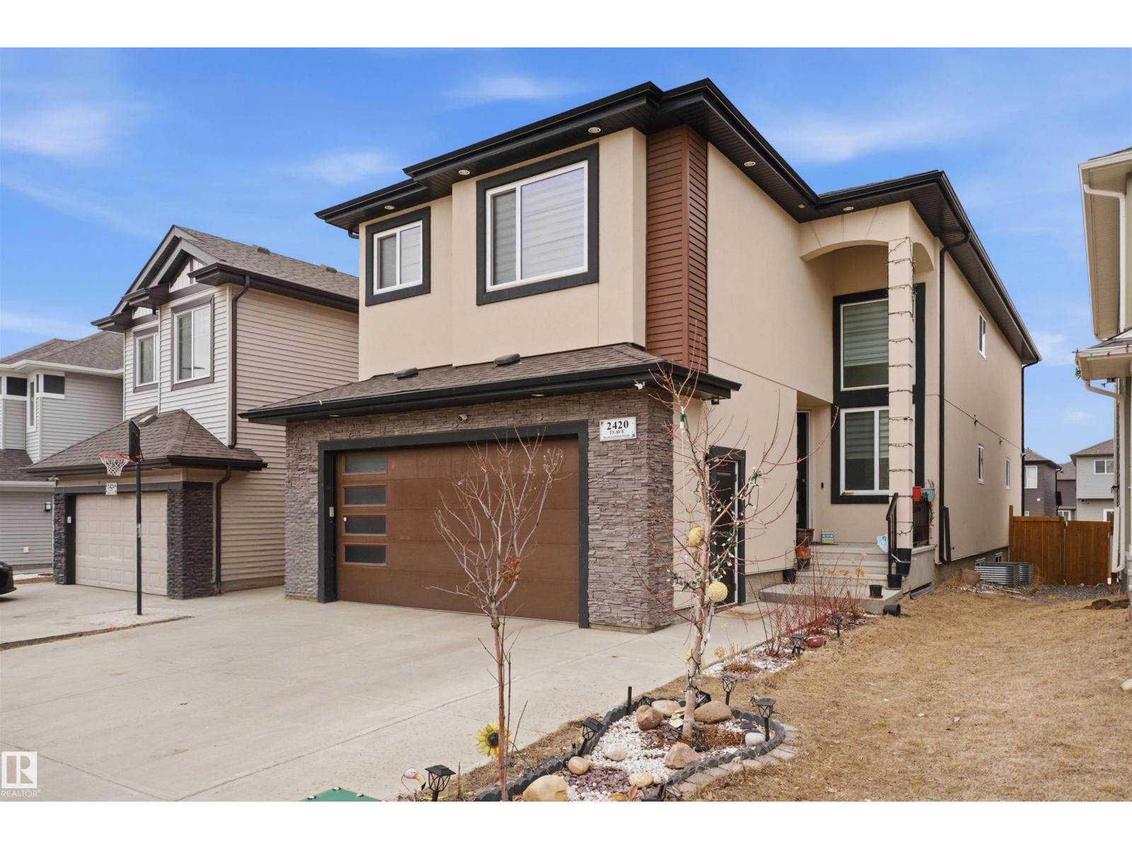 2420 13 AV NW