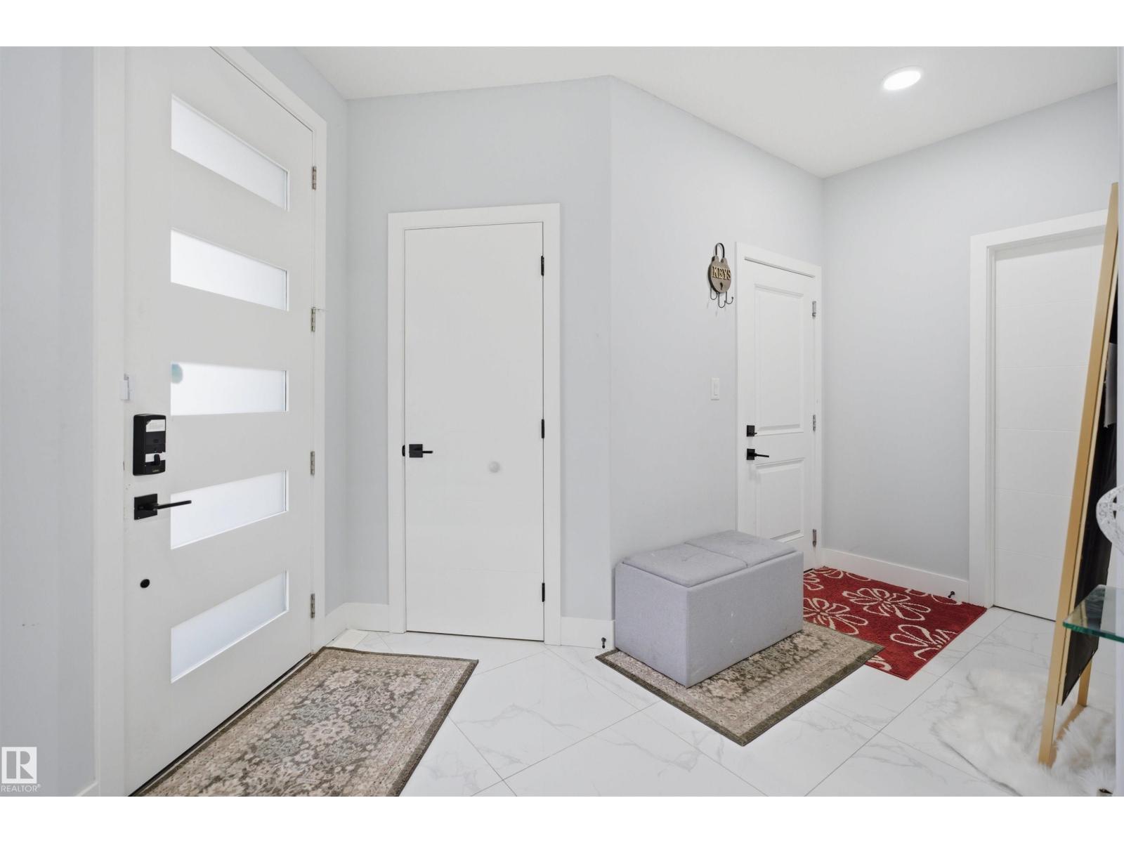 2420 13 AV NW