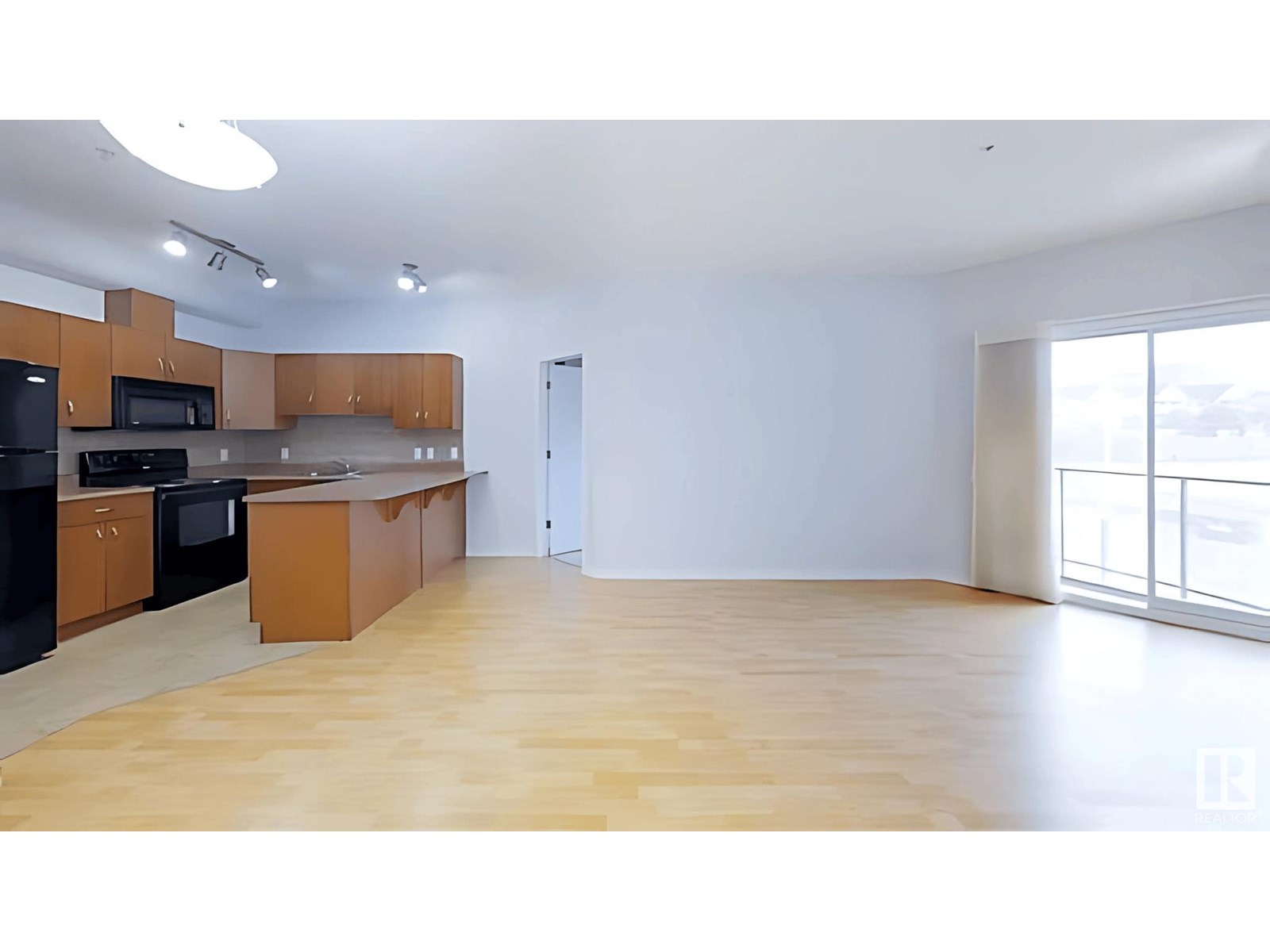 #212 10235 112 ST NW