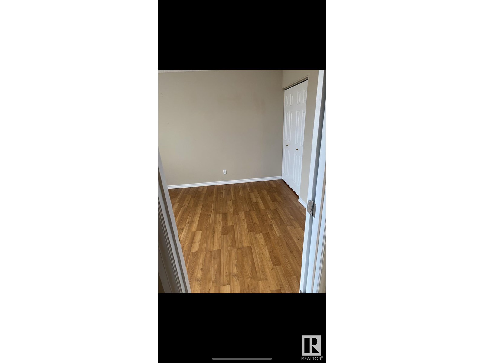 #61 11255 31 AV NW
