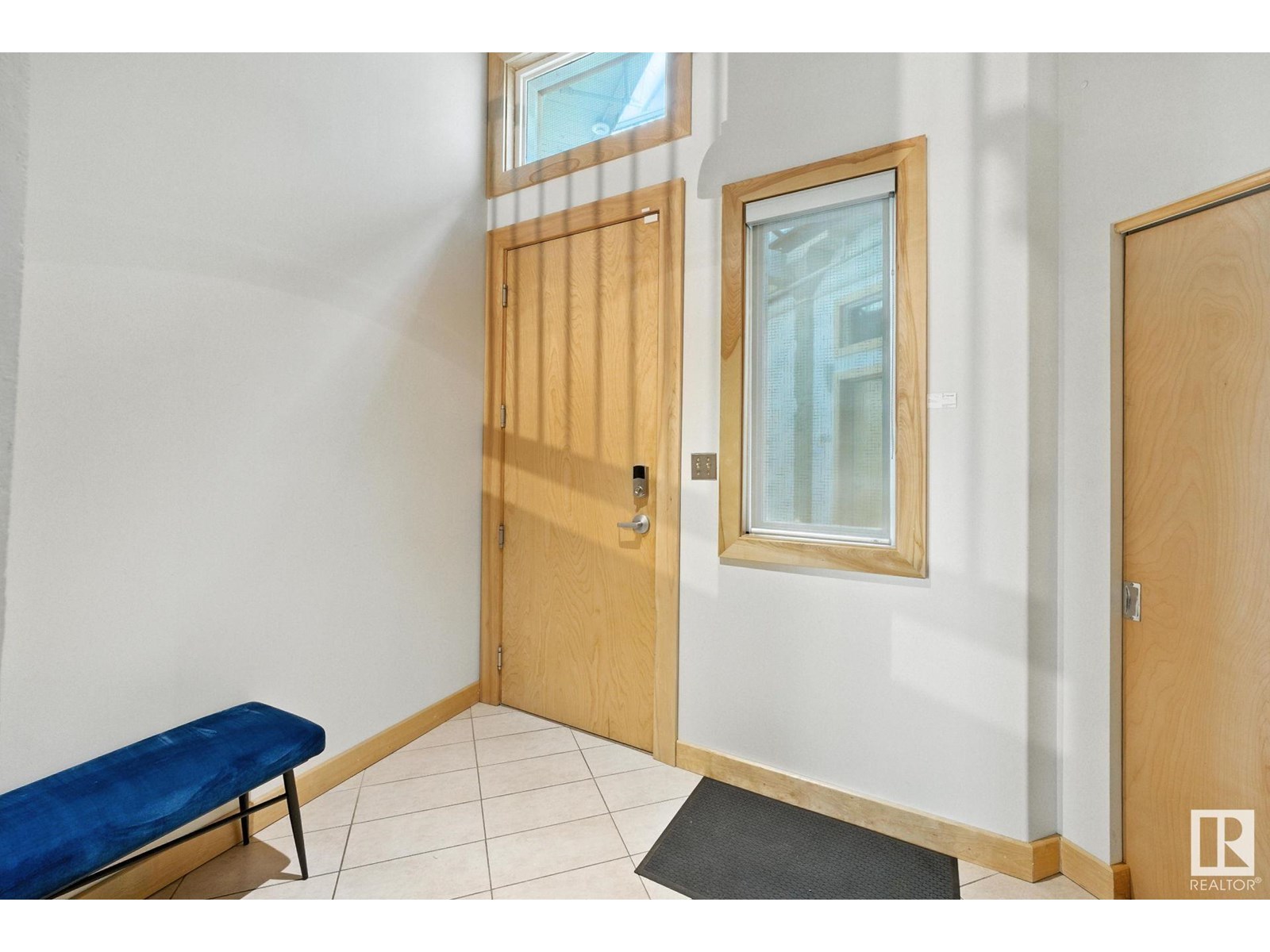 #103 10265 107 ST NW