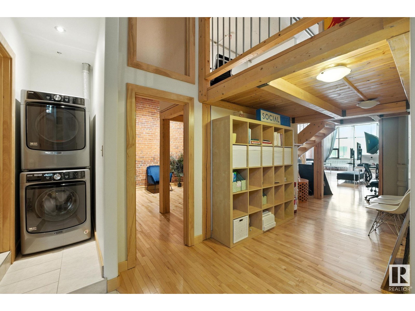 #103 10265 107 ST NW