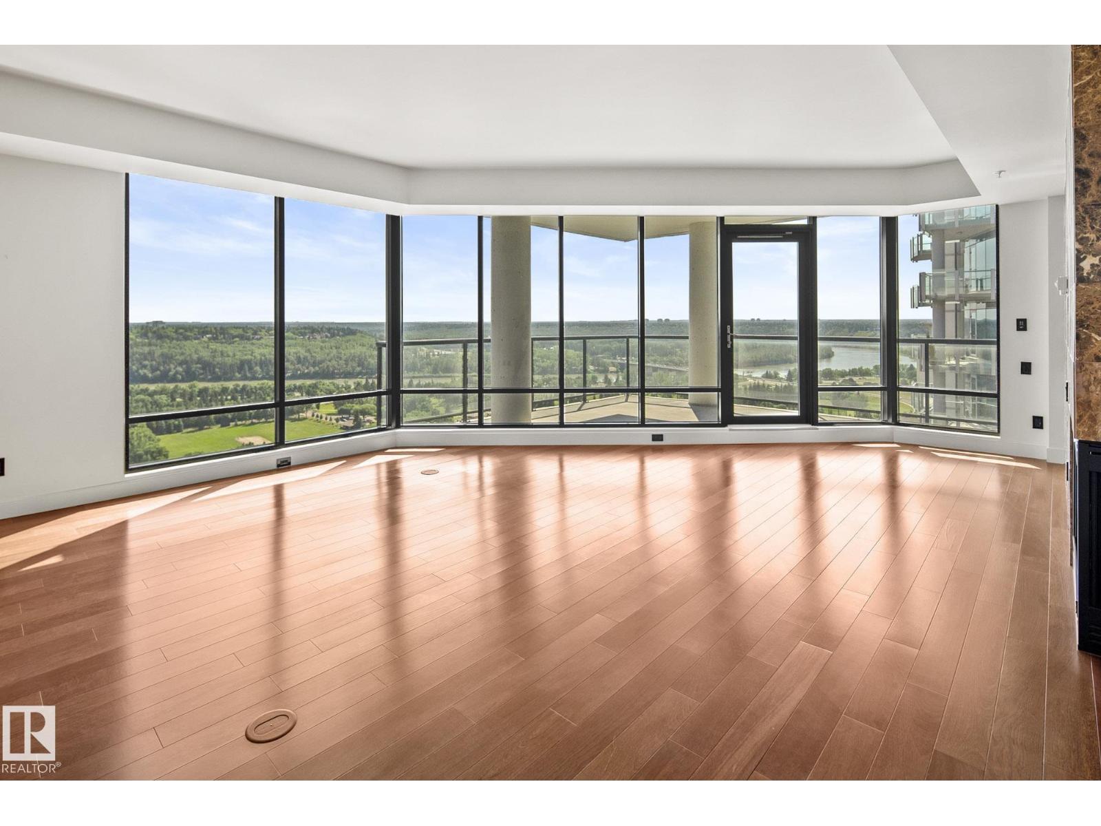 #1200 11933 JASPER AV NW