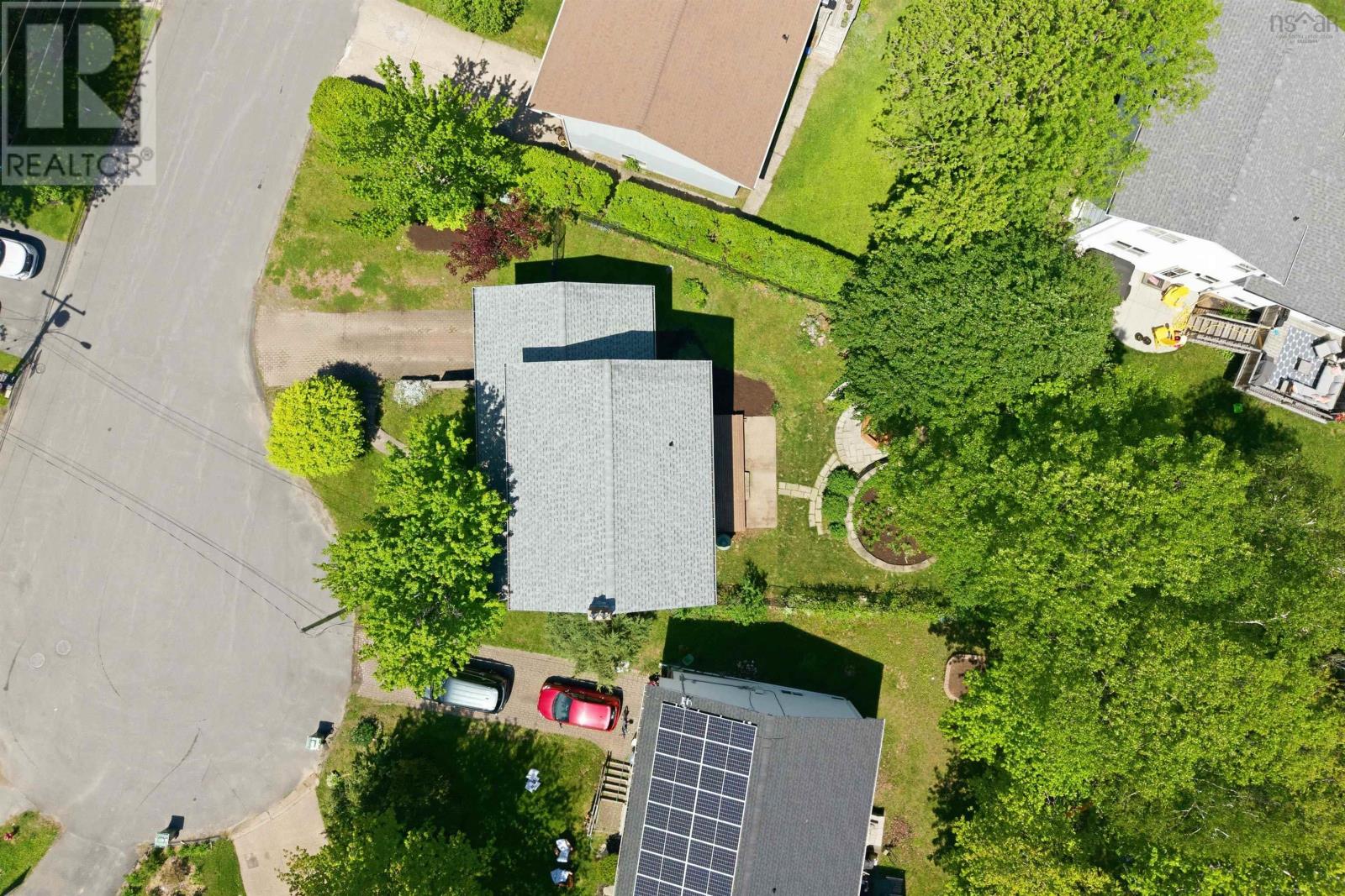 2 Berkley Brae