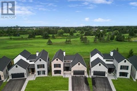 15 TRAILWAY CIRCLE Ottawa ON K2S1B9
