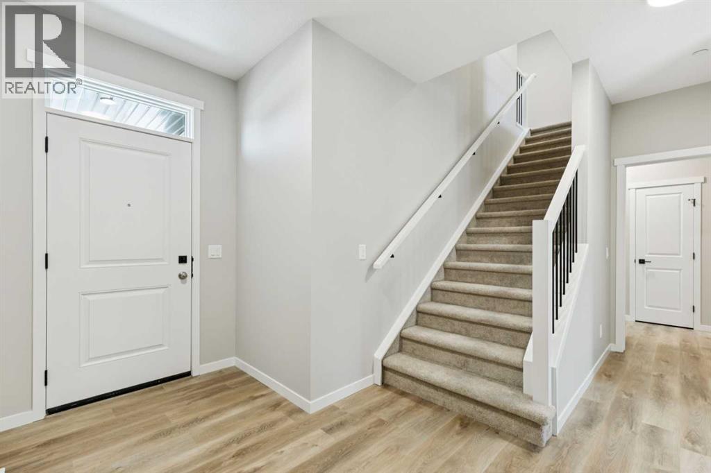 302 Hotchkiss Common SE