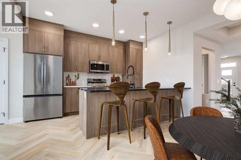 357 Cobblestone Gate Airdrie AB T4B5W4