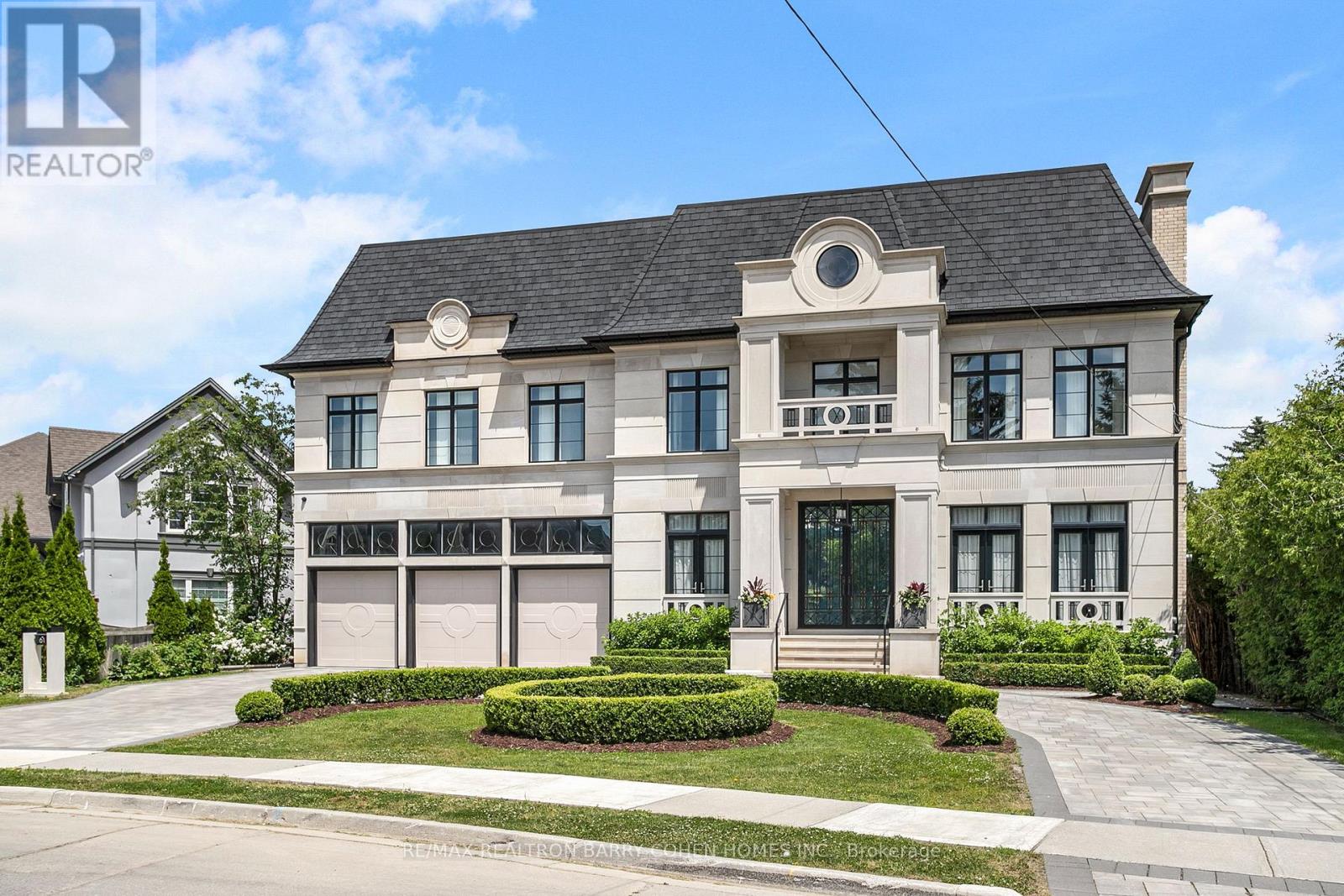 61 ORLON CRESCENT