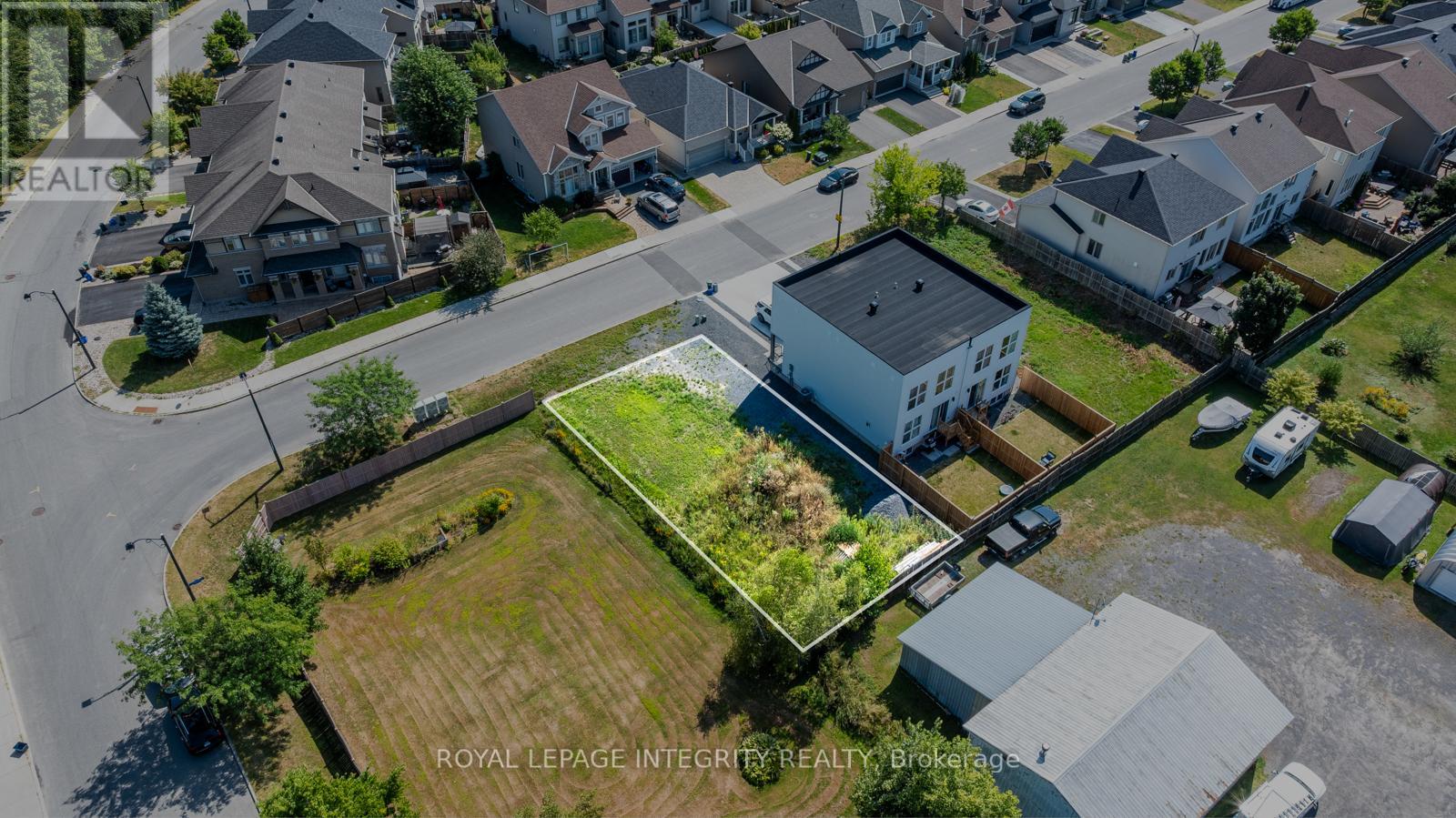 877B CONTOUR STREET