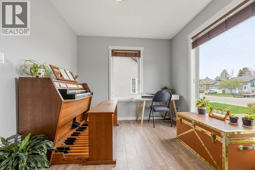 403 Centennial Avenue