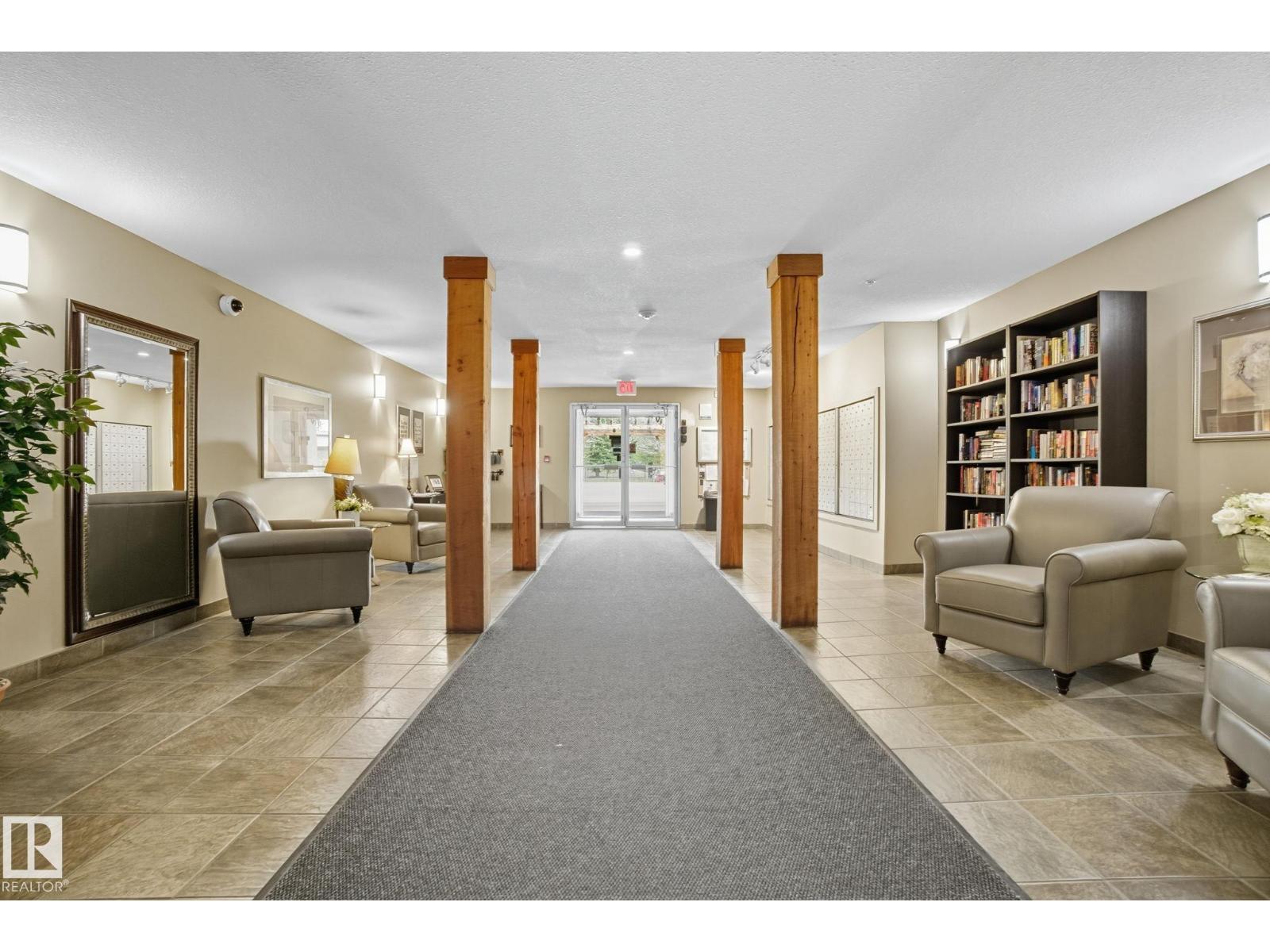 #412 278 SUDER GREENS DR NW