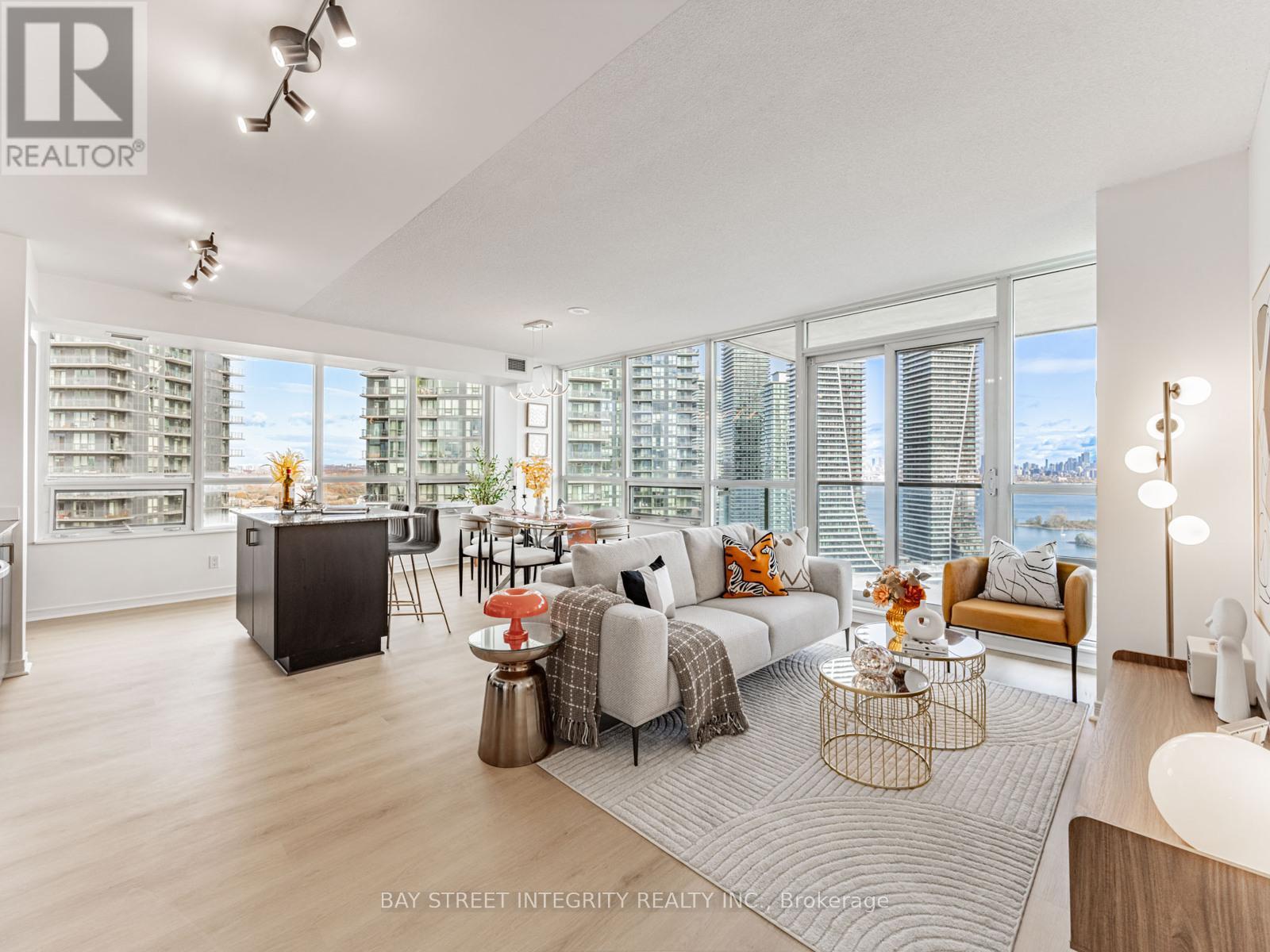 2706 - 2230 LAKESHORE BOULEVARD W