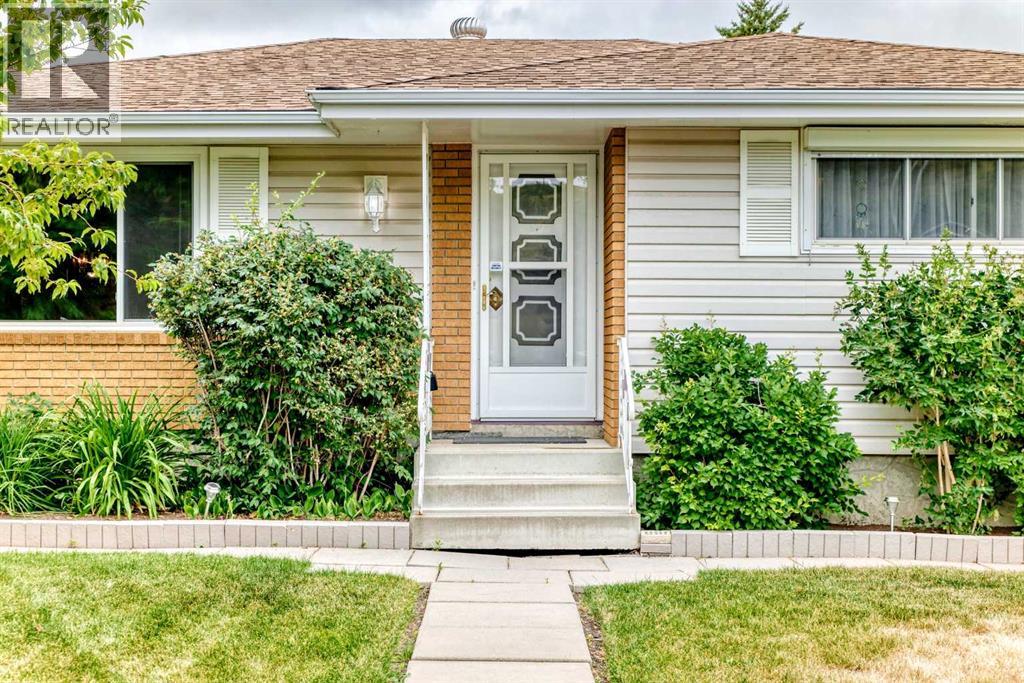 1 Cochrane Crescent