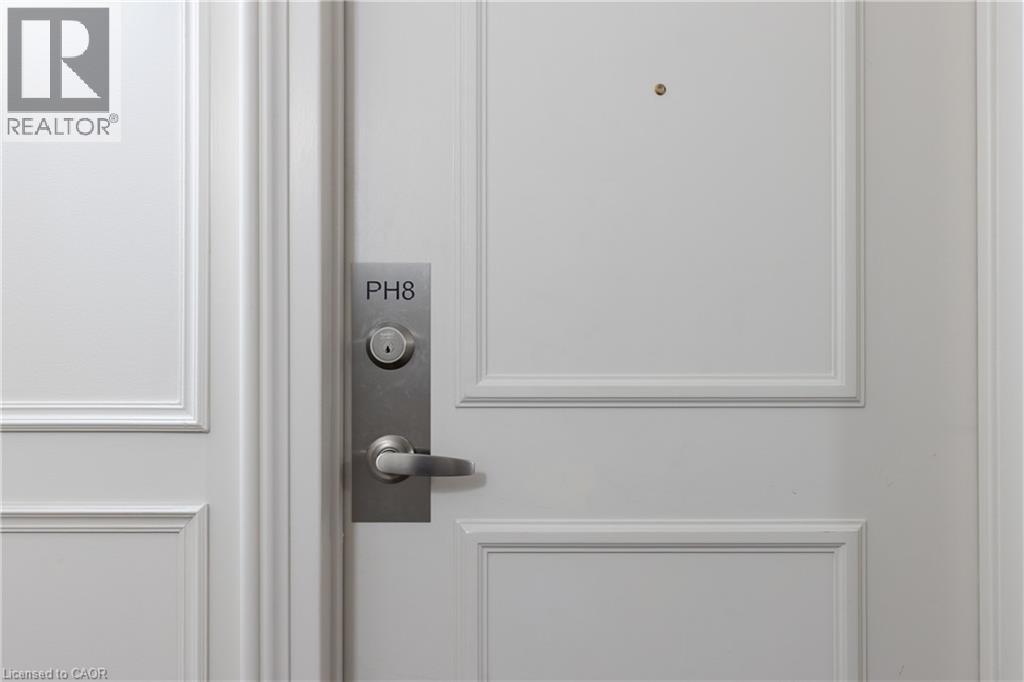 50 OLD MILL Road Unit# PH8