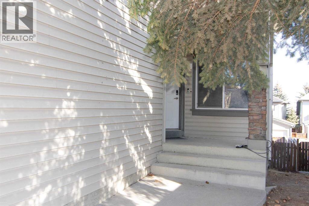 24 Panamount Lane NW