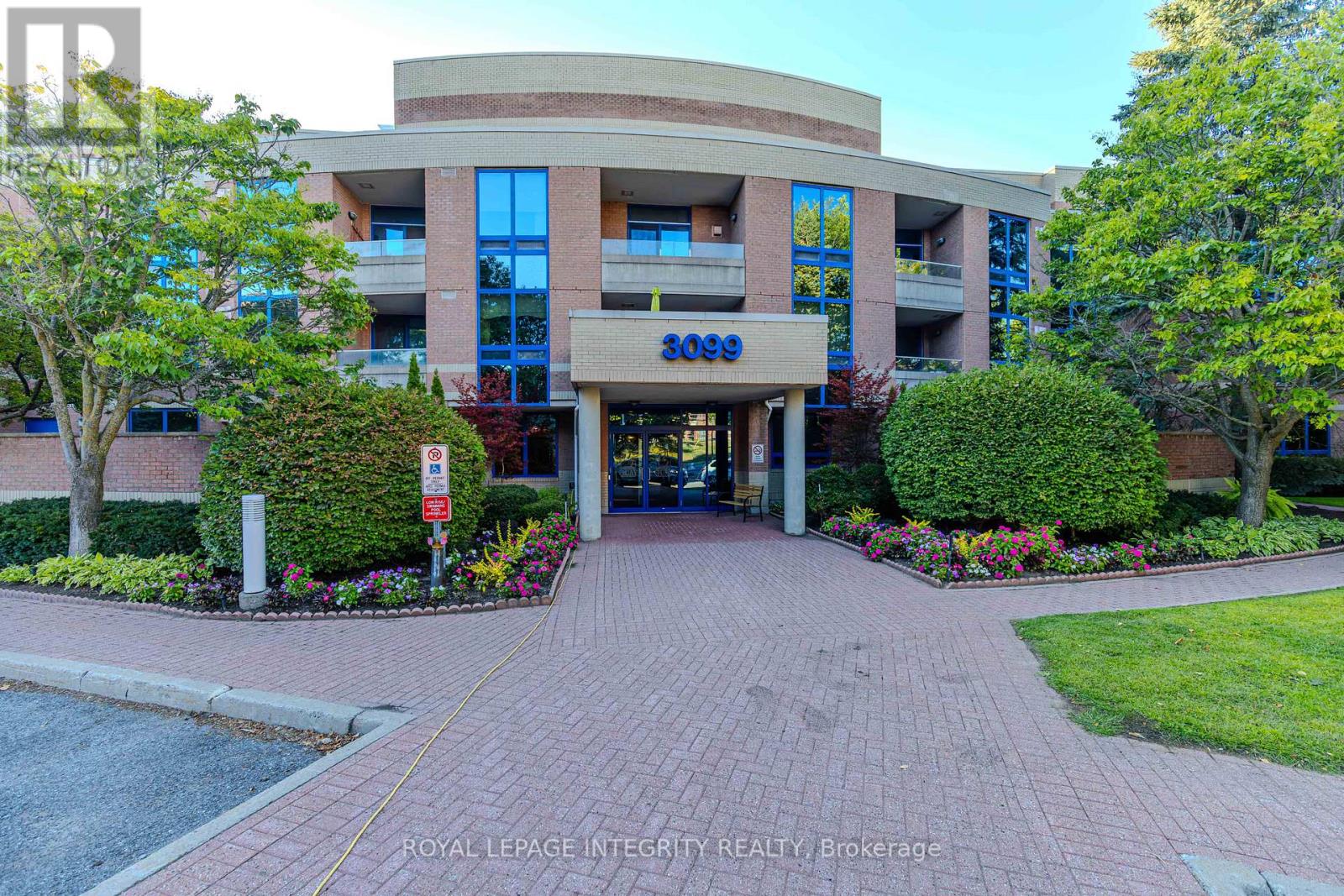 203 - 3099 CARLING AVENUE