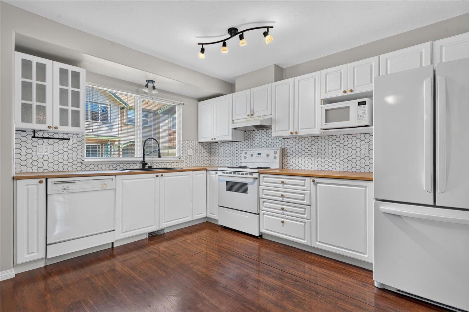 24 9470 HAZEL STREET|Chilliwack Proper East