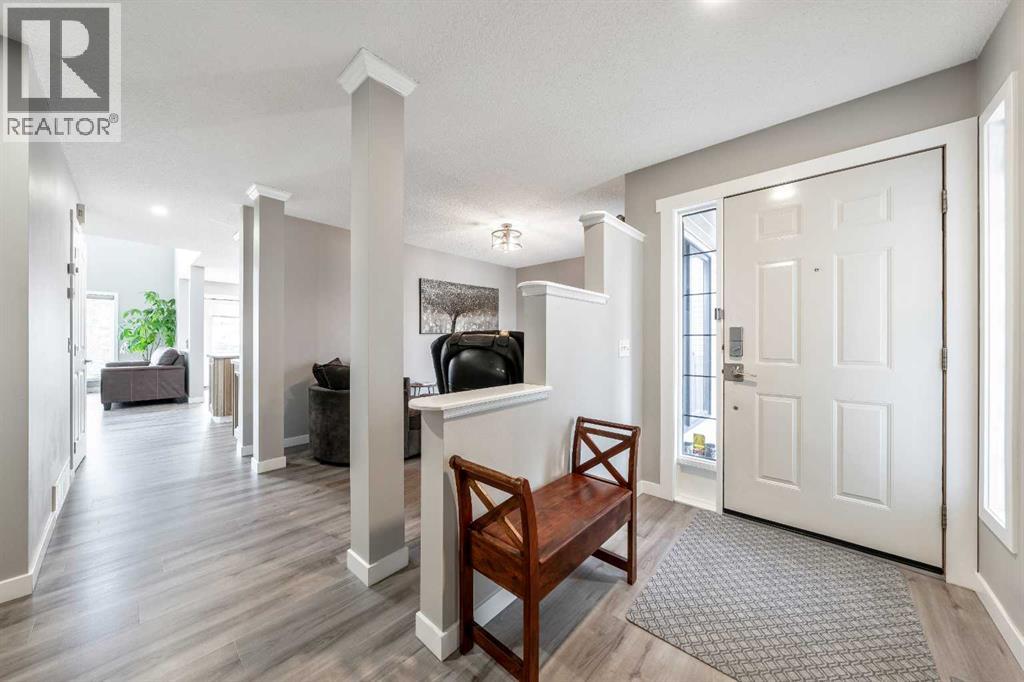 9 Hidden Valley Crescent NW