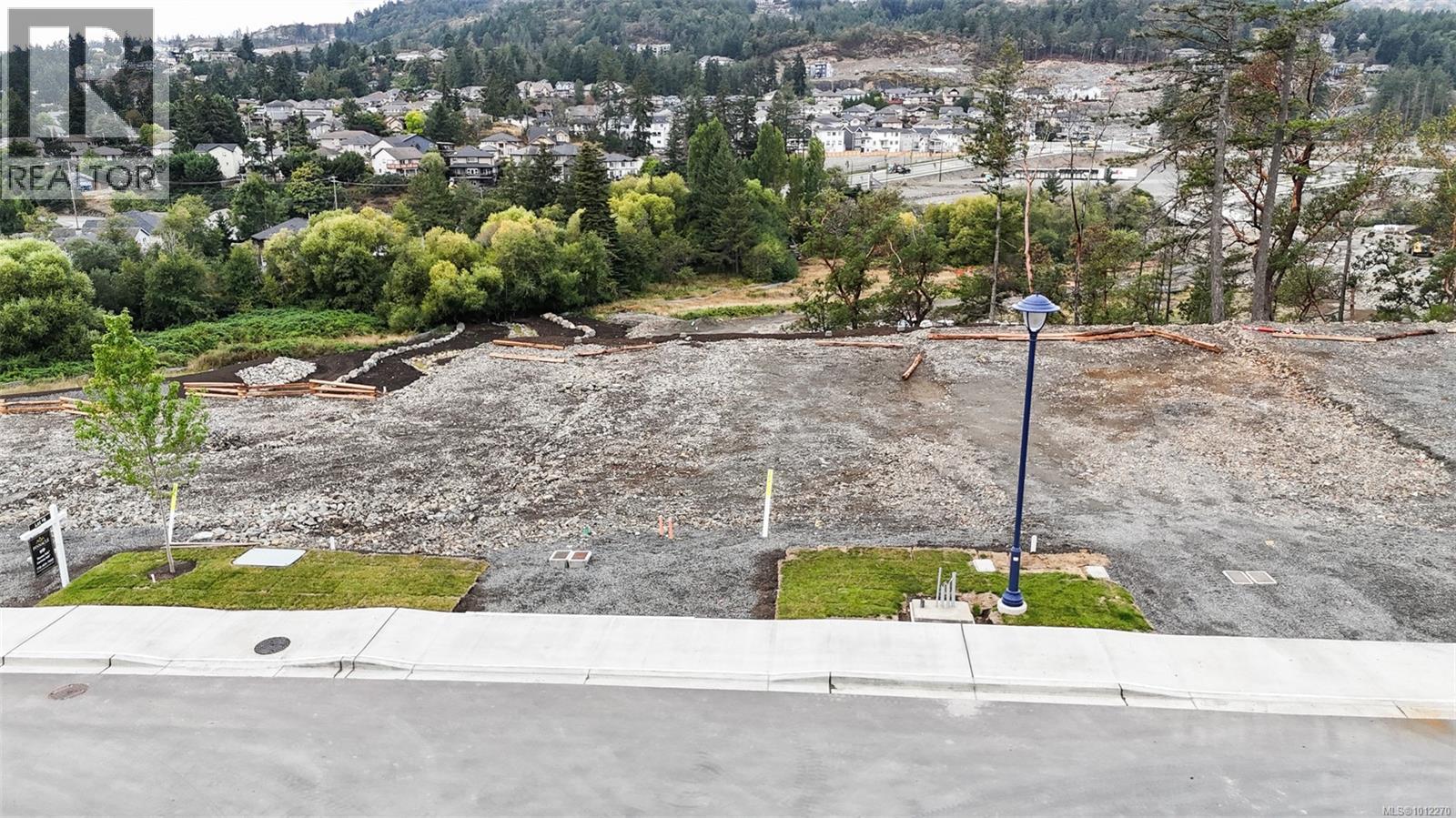 Lot 9 - 659 Madrona Ridge