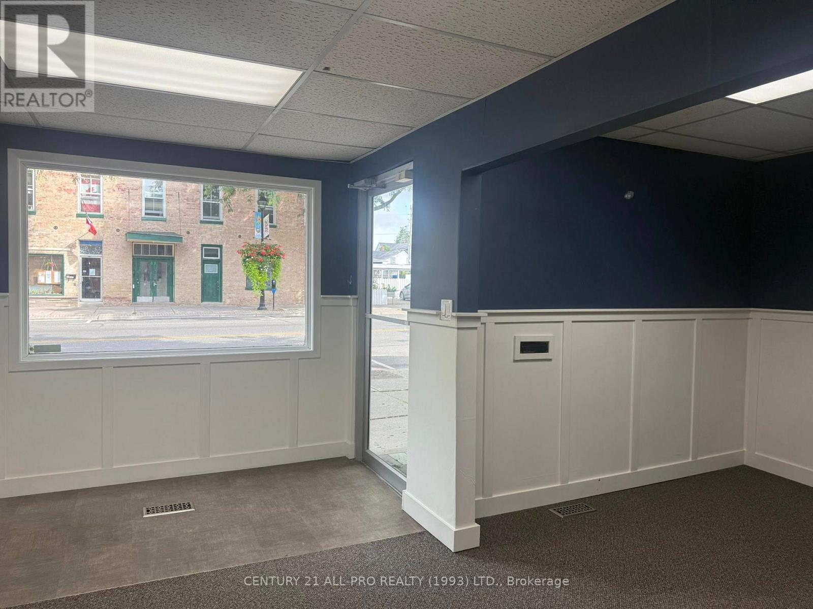 17 KING STREET E