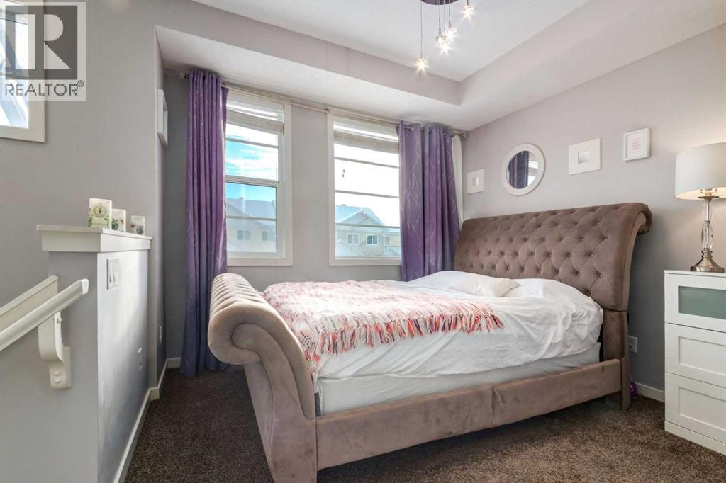 415 Saddlemont Boulevard NE