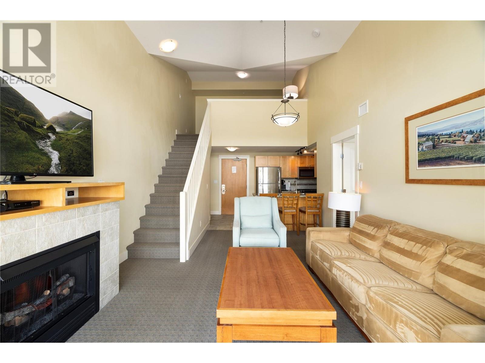 4205 Gellatly Road Unit# 416