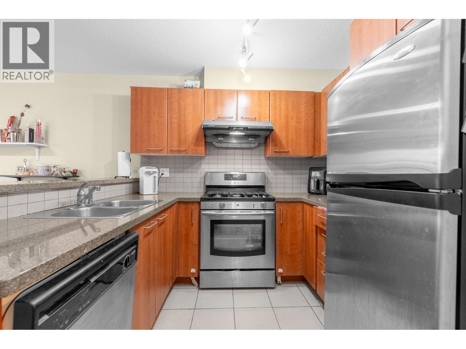 266 9100 FERNDALE ROAD