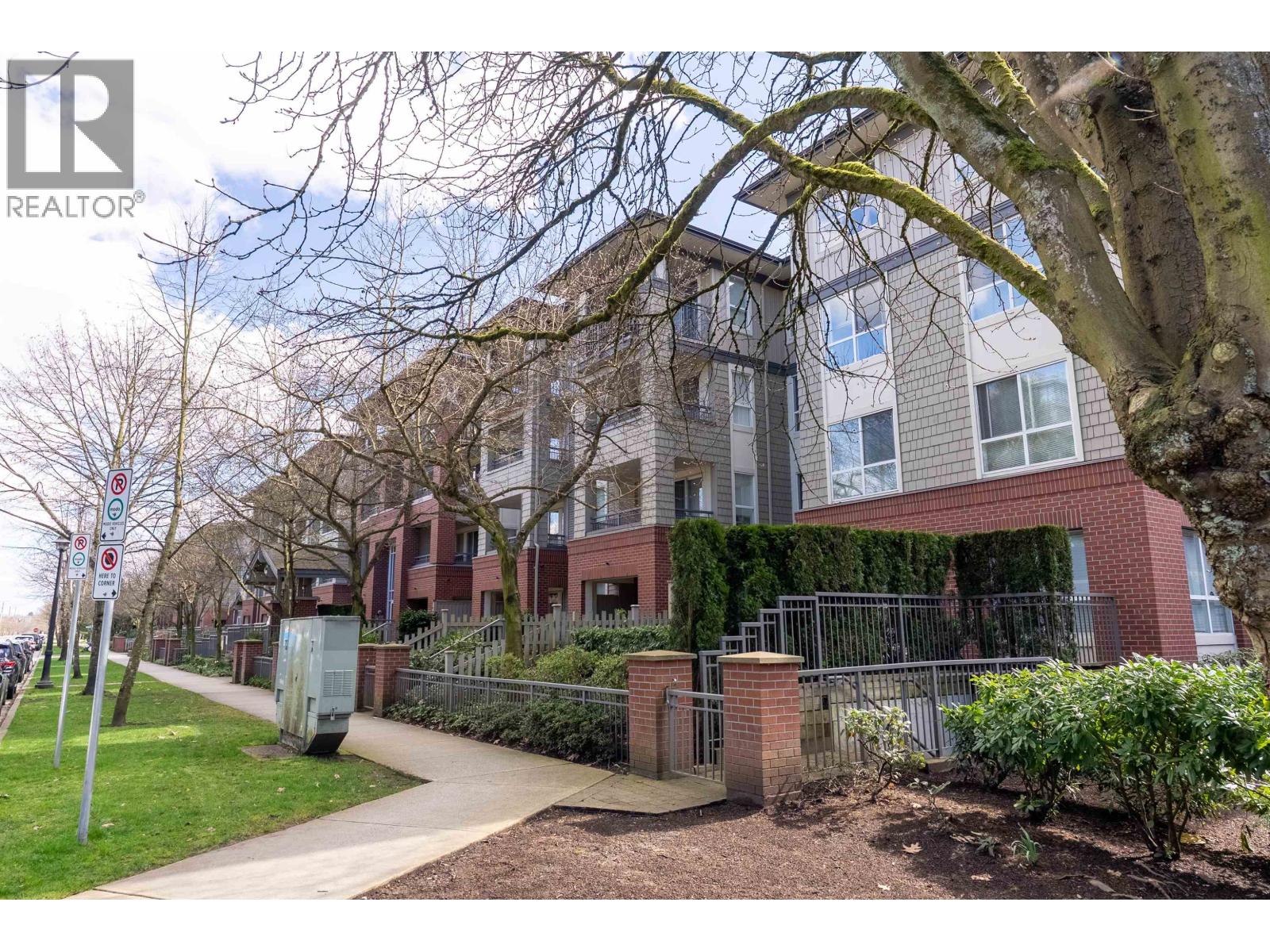 266 9100 FERNDALE ROAD