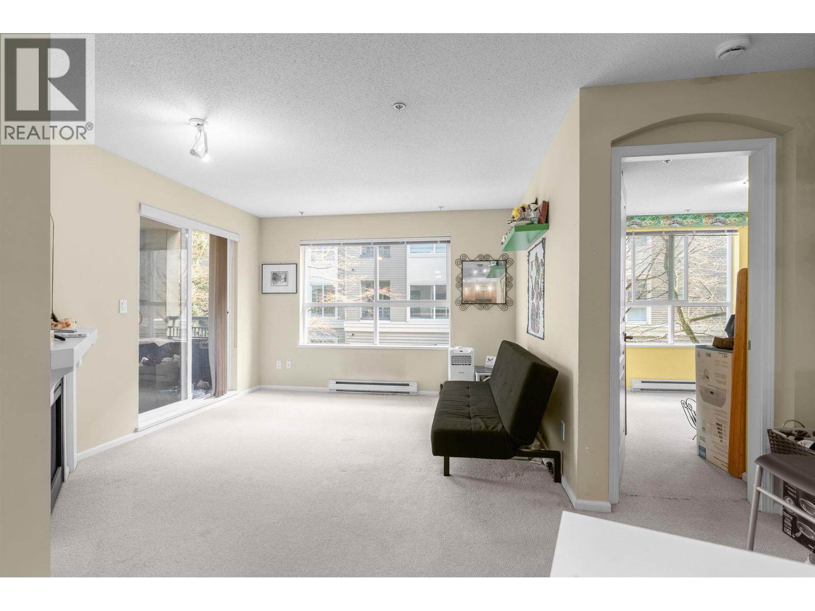 266 9100 FERNDALE ROAD