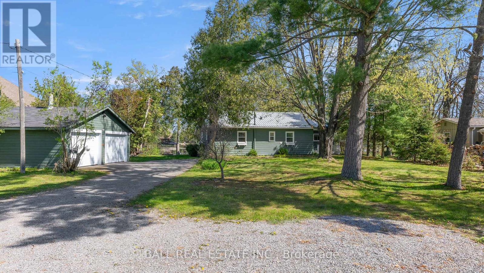 24 LITTLE BOB DRIVE