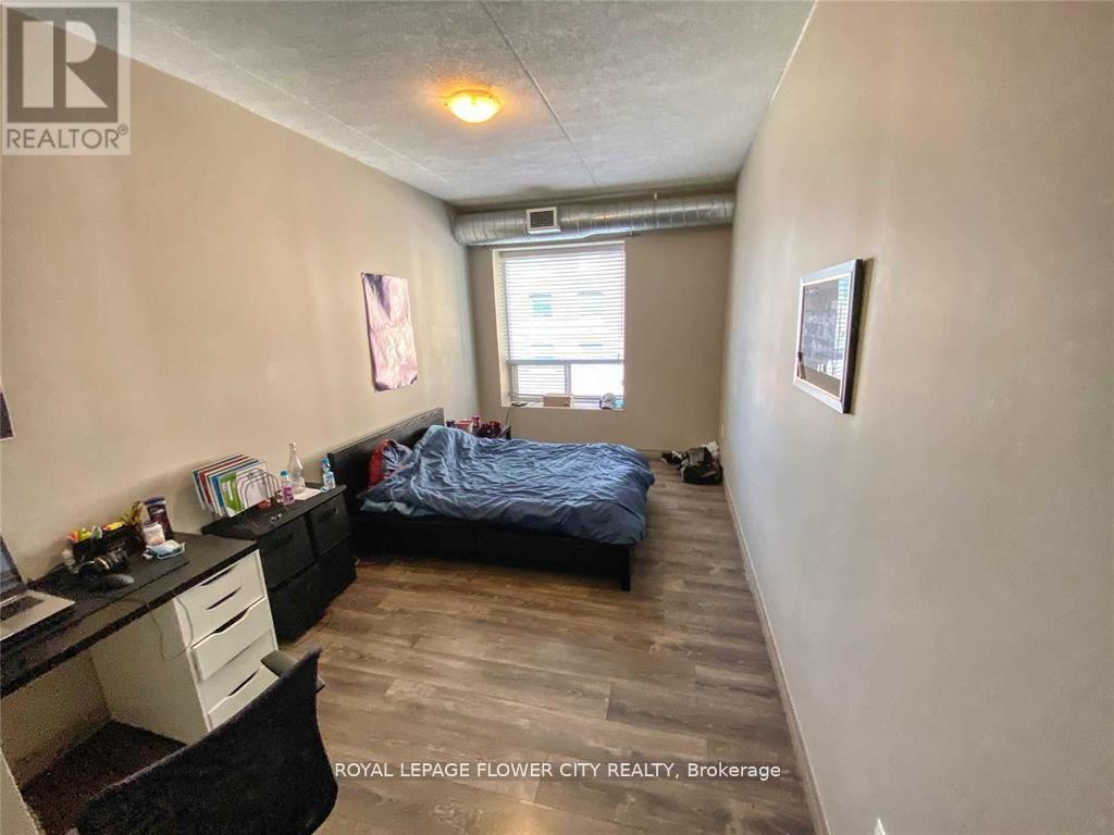 703 - 8 HICKORY STREET