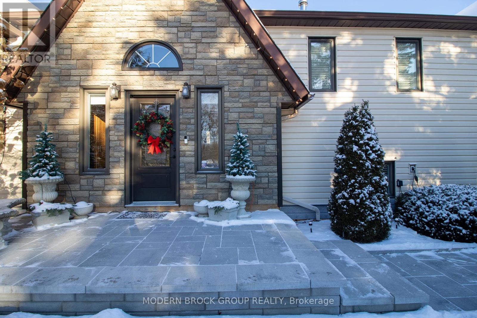 1329 SOUTH GOWER DRIVE