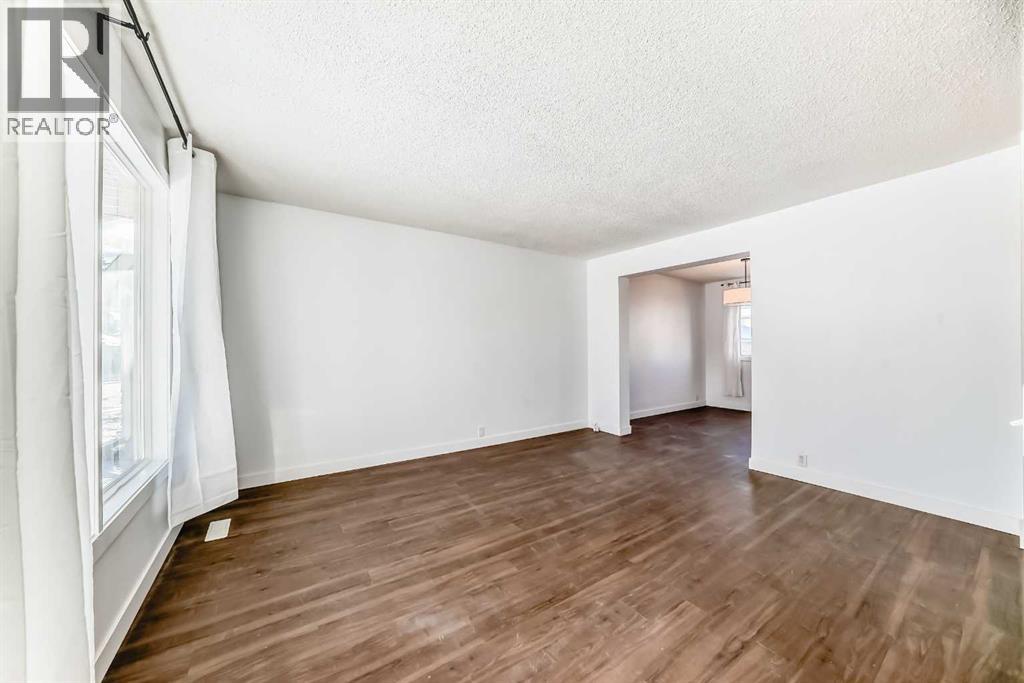 60 Erin Mount Crescent SE