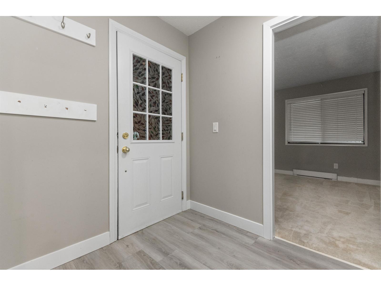 205 160 LILLOOET AVENUE|Harrison Hot Springs