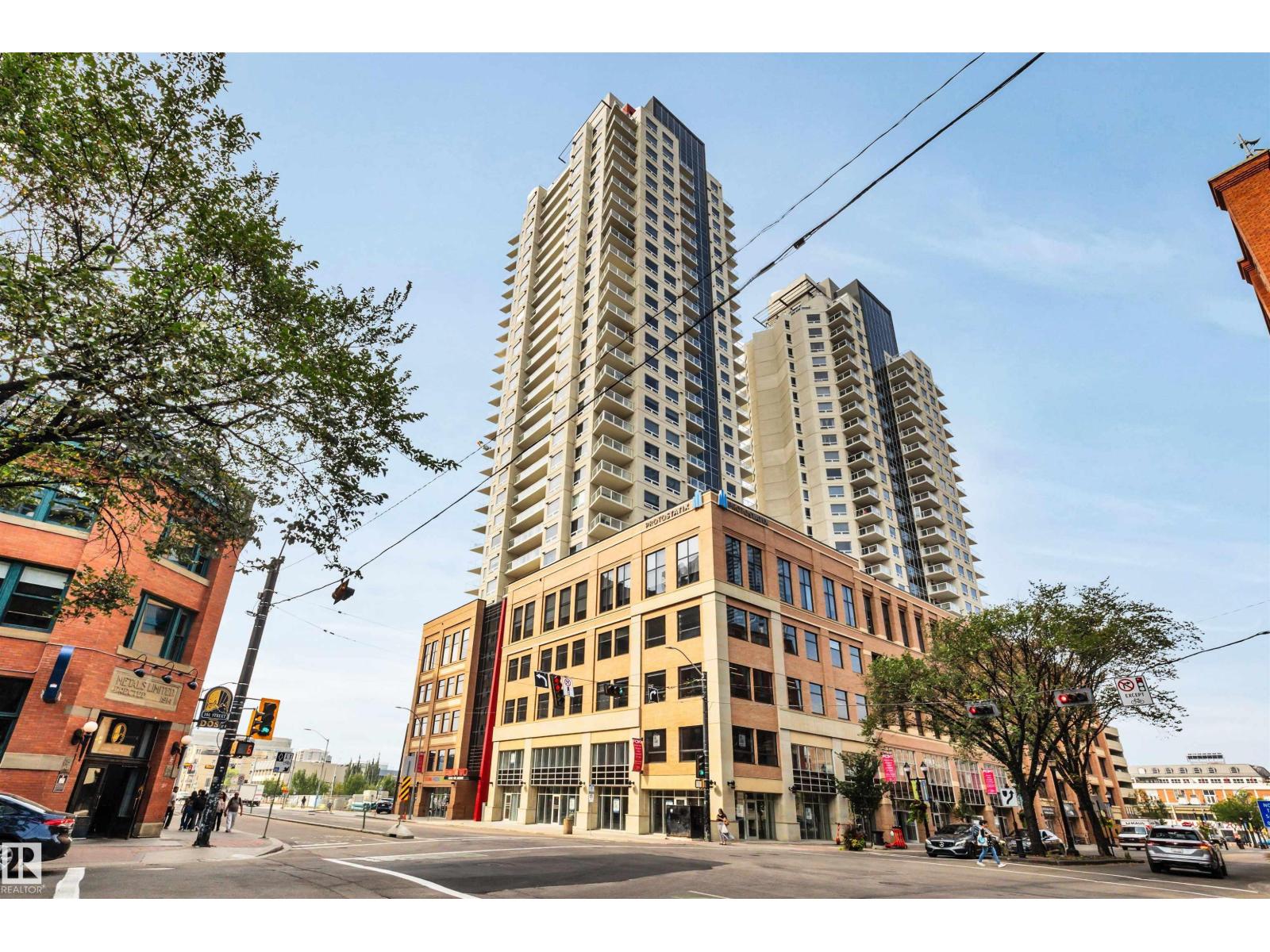 #2503 10410 102 AV NW