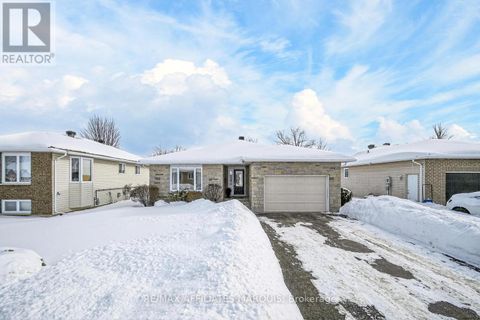 227 LERA STREET Smiths Falls ON K7A5M5