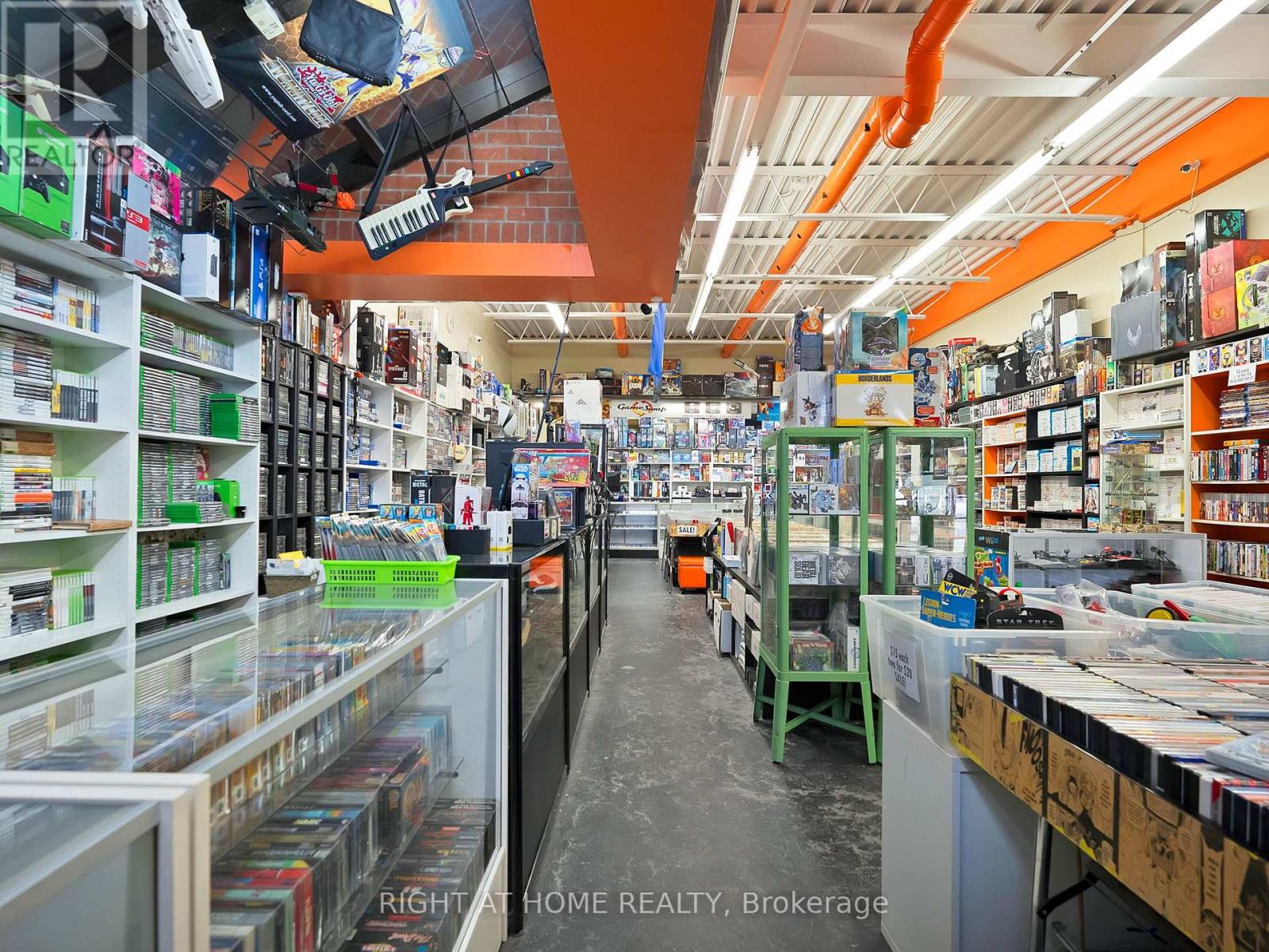 4 - 1601 BIRCHMOUNT ROAD