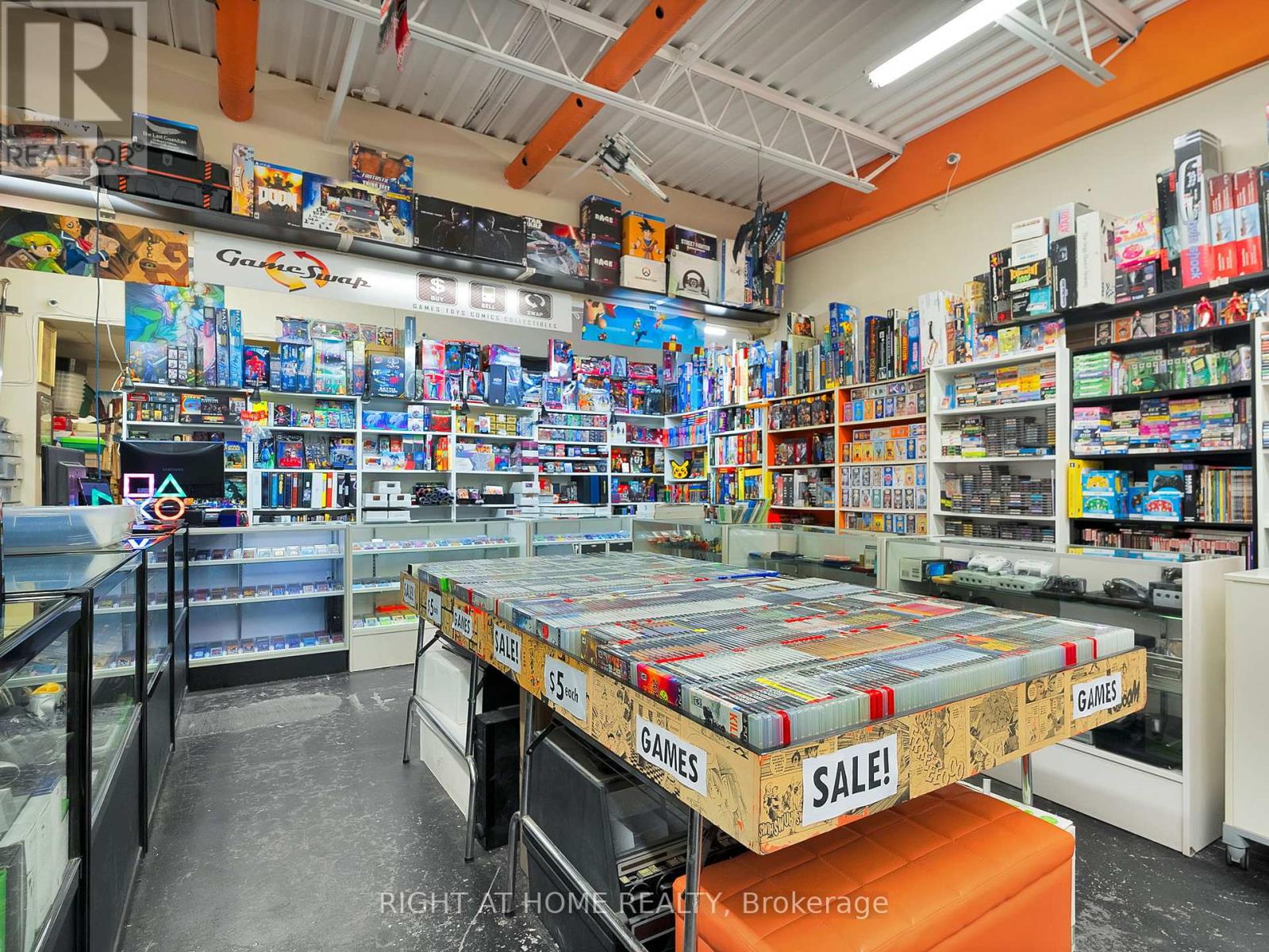 4 - 1601 BIRCHMOUNT ROAD