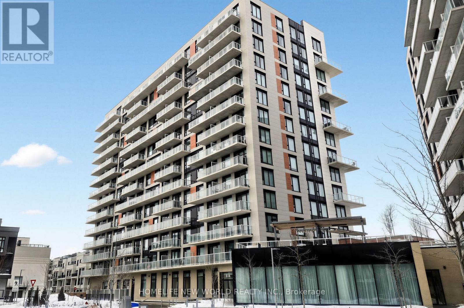 933 - 2 DAVID EYER ROAD