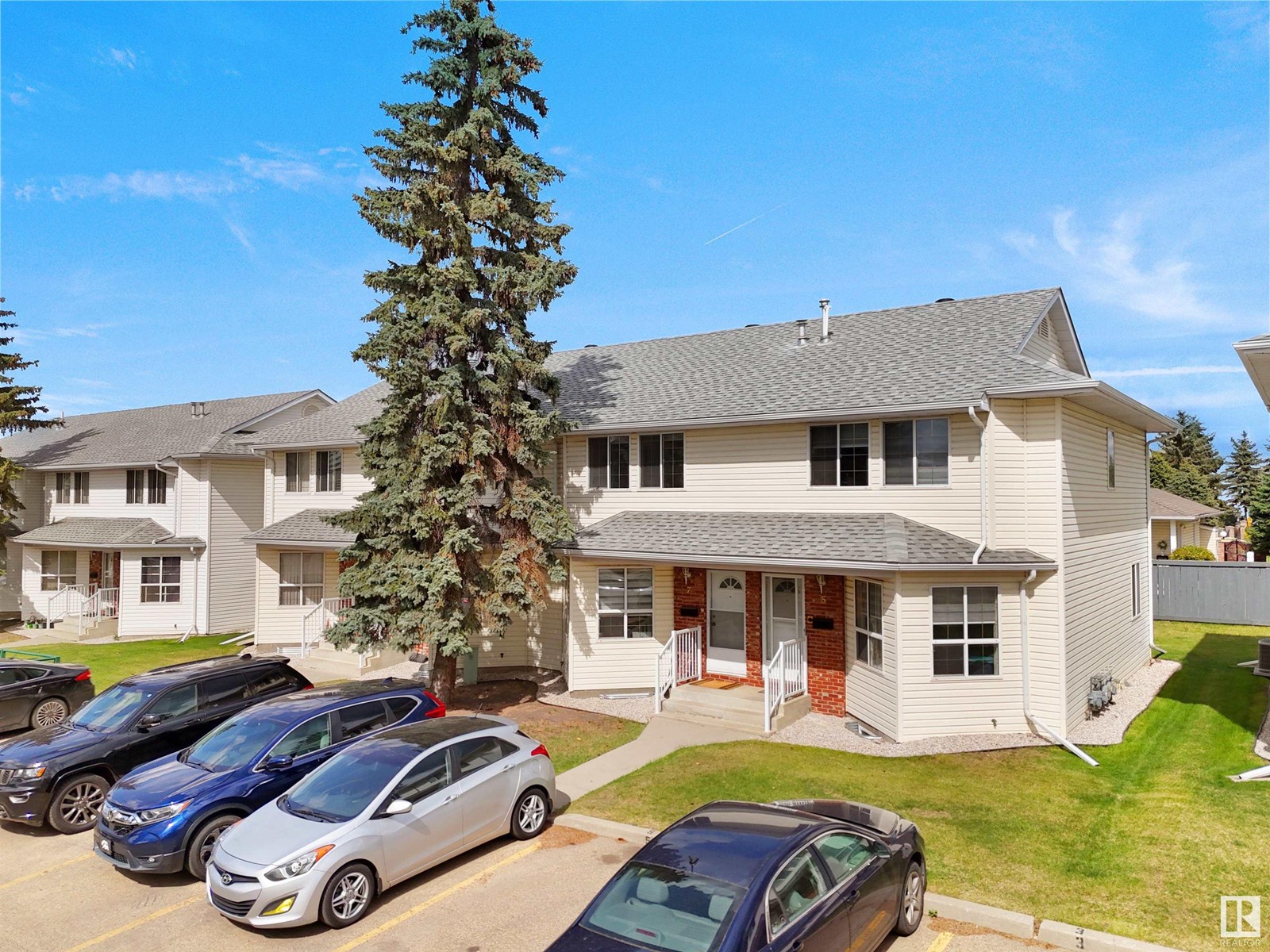 #5 1033 YOUVILLE DR W NW